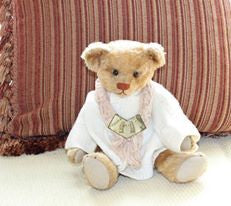 z Ideal (1908) Buster Bear. Showcased by Cheryl Katz