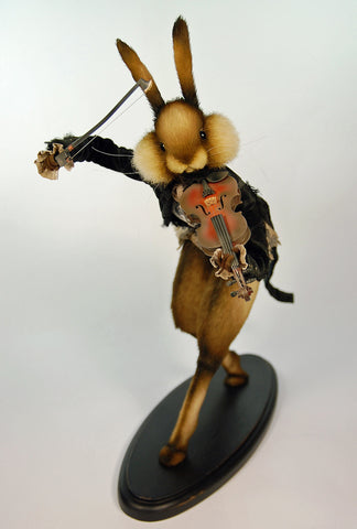 Shelly Allison. The Rabbit Maker Take a Bow. 2016