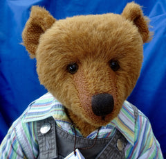Frank Webster. Alfie 2016 – Grandma's Teddies