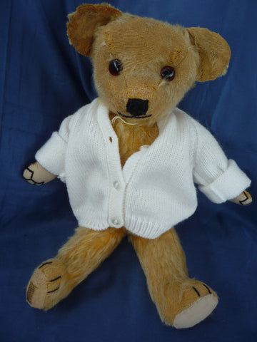 SOLD (1930) A Wishbone Button Mirabel £95