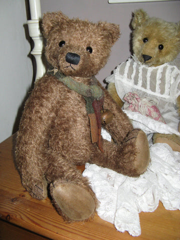 zSummerhayes. Brandy.